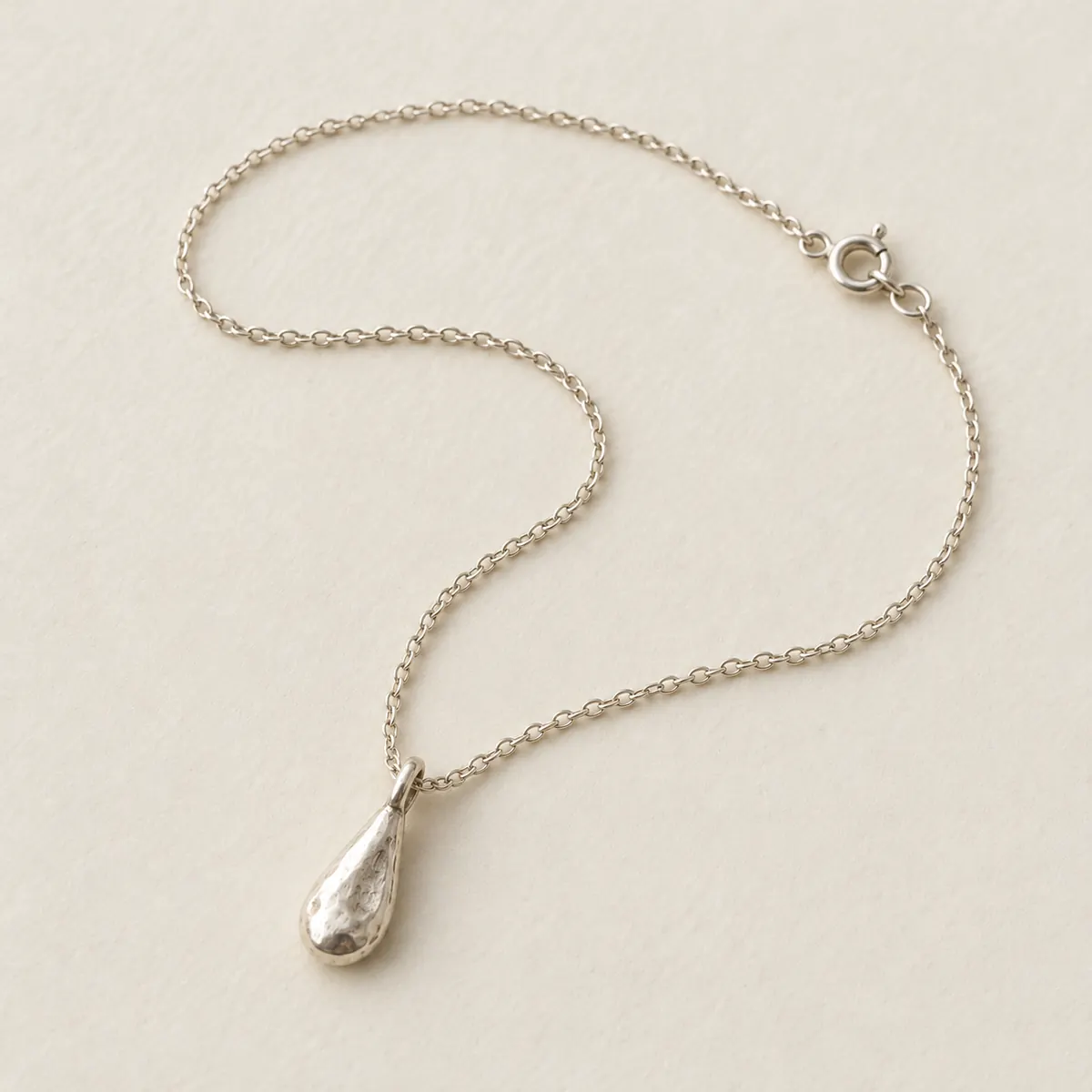 Silver teardrop necklace